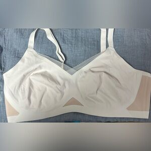 Honeylove Crossover Bra Wirefree Wireless Mesh Stretch White plus sz 2X